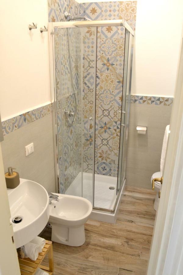 Modarno Exclusive Apartments 佛罗伦萨 外观 照片