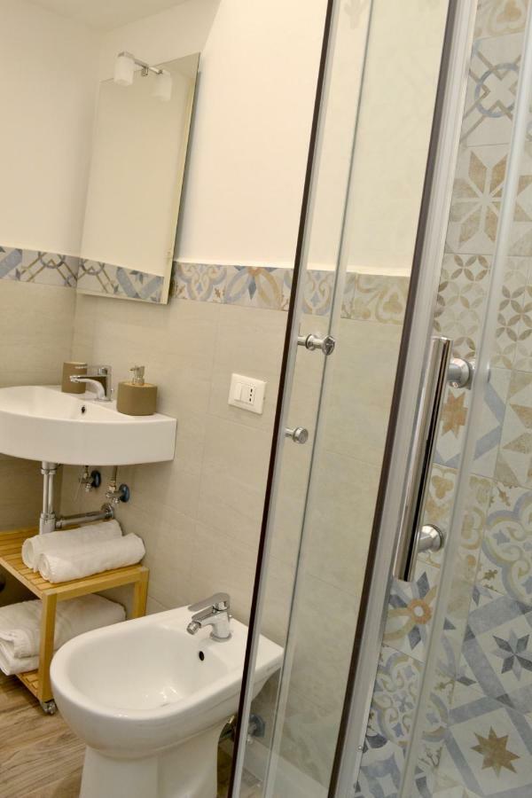 Modarno Exclusive Apartments 佛罗伦萨 外观 照片