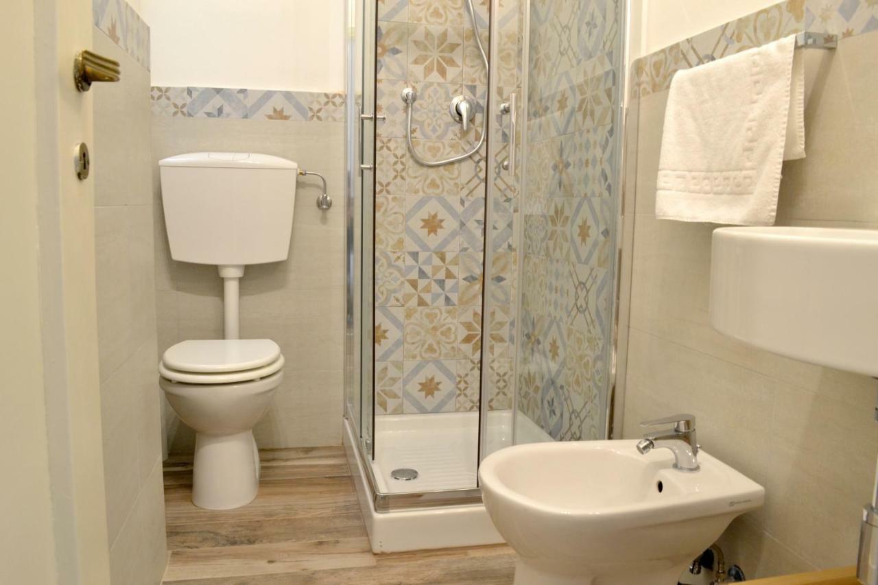 Modarno Exclusive Apartments 佛罗伦萨 外观 照片