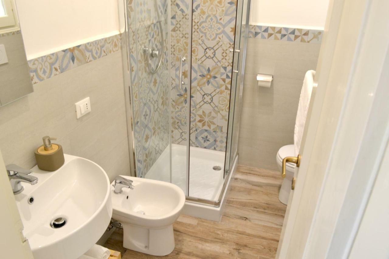 Modarno Exclusive Apartments 佛罗伦萨 外观 照片